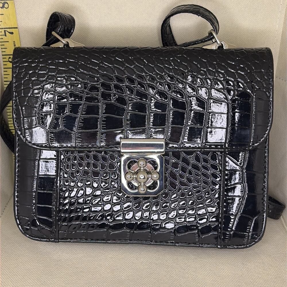 Call It Spring Women's Black Cross Body Purse Animal Print Faux Leather Small